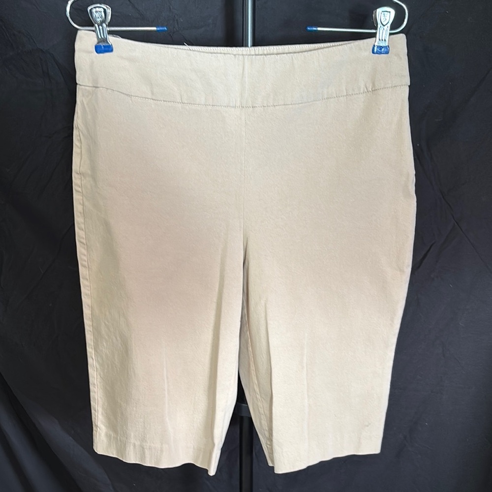 Chico's Tan Women's Shorts size 1